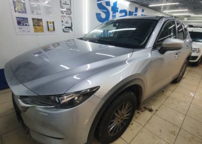 Установка парковочной системы с 4-мя датчиками на задний бампер автомобиля Mazda CX-5