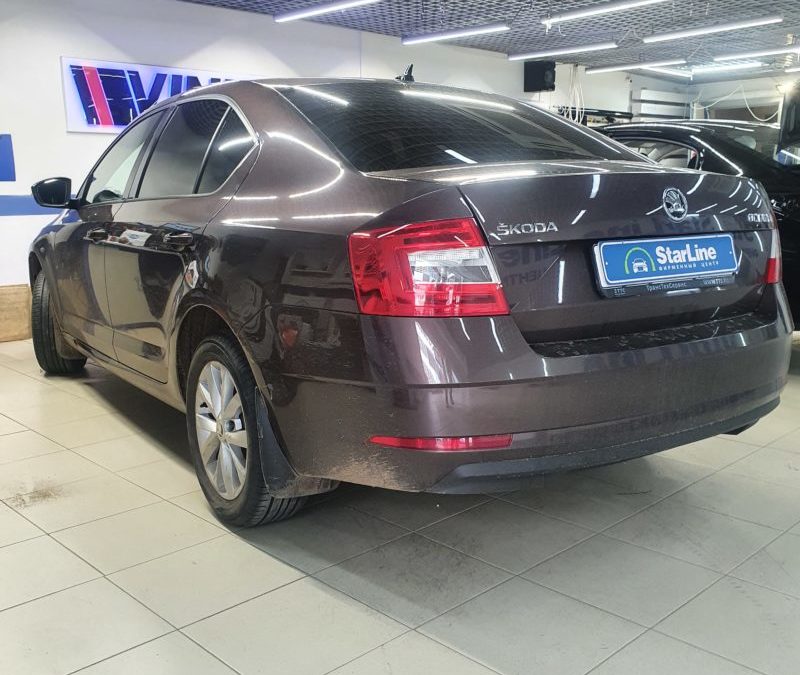 На автомобиль Skoda Octavia установили охранный комплекс StarLine S96 с брелком