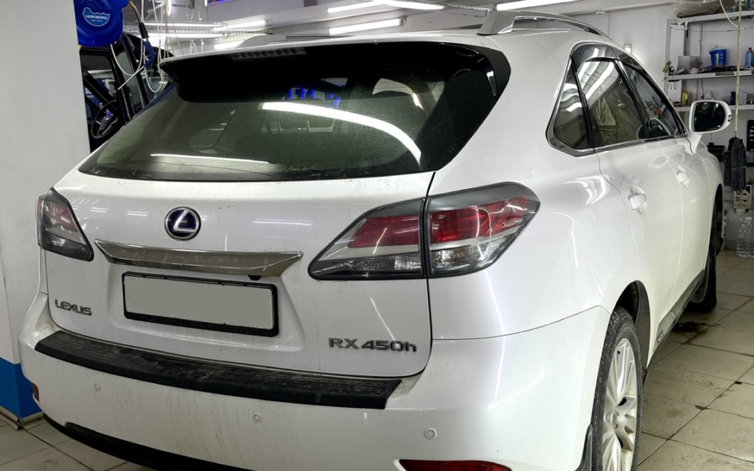 На автомобиль Lexus RX была установлена охранная системы StarLine S96 V2