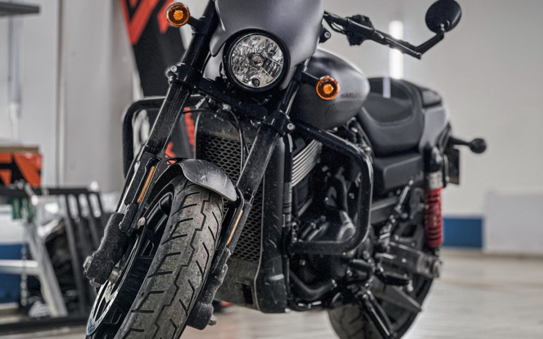 Установили охранную систему StarLine V66 на мотоцикл Harley Davidson